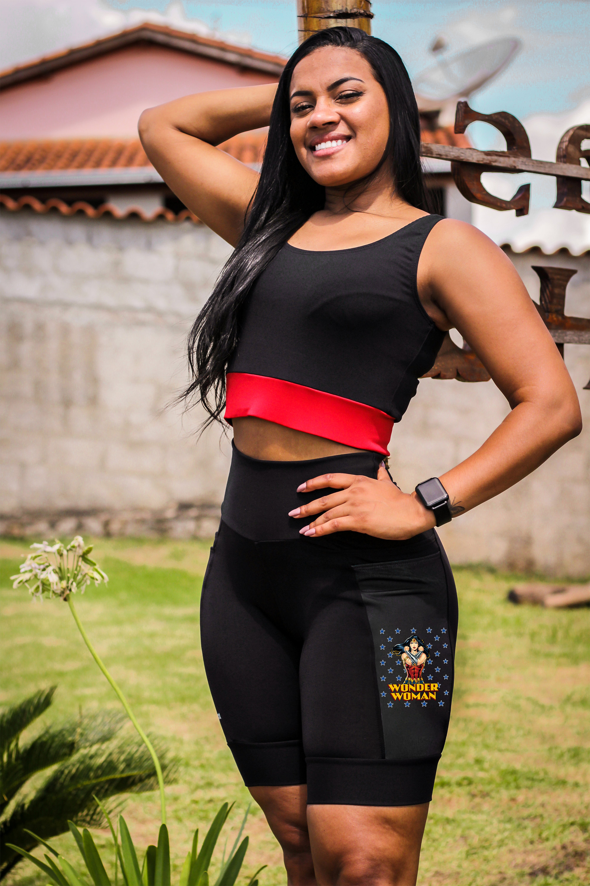Bermuda Mulher Maravilha Corrida Preta.
