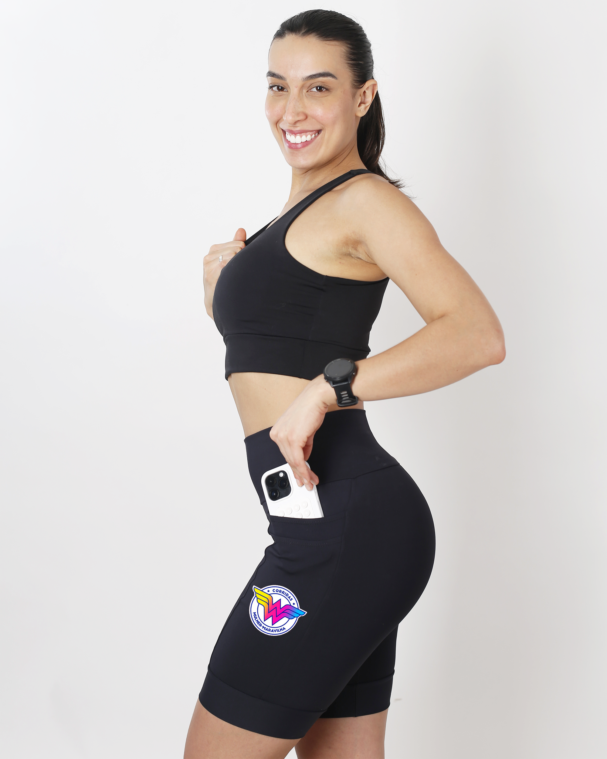 Bermuda Preta Corrida Mulher Maravilha