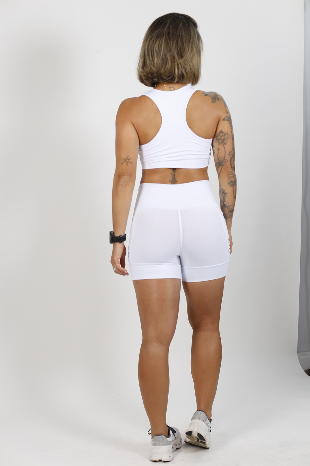 Shorts Branco Batimento Corredora