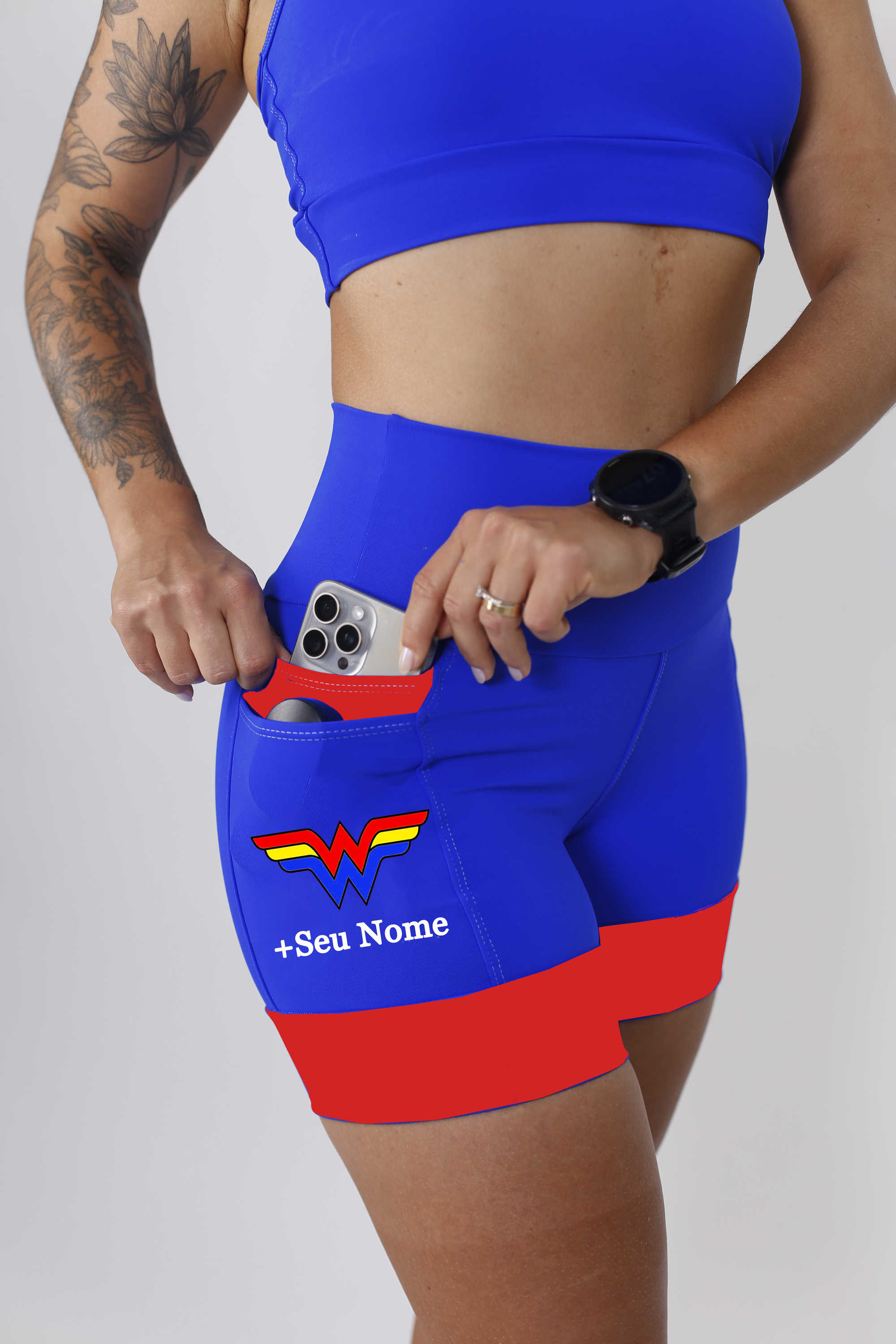Shorts Mulher Maravilha Azul e Vermelho + Nome