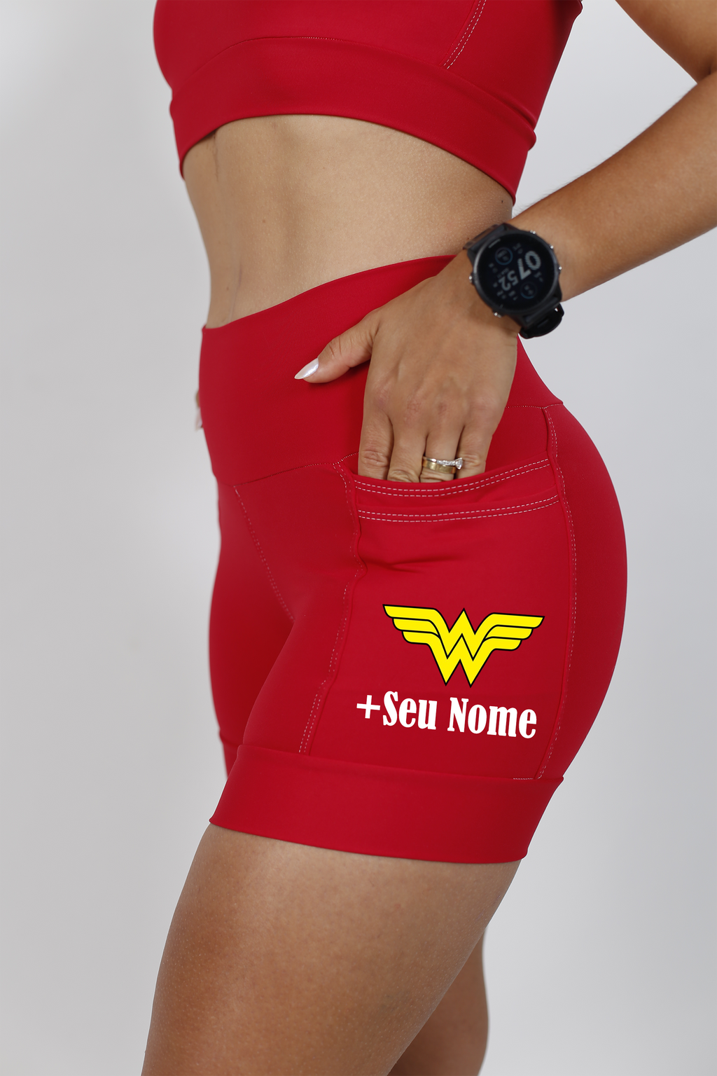 Shorts Vermelho Mulher Maravilha