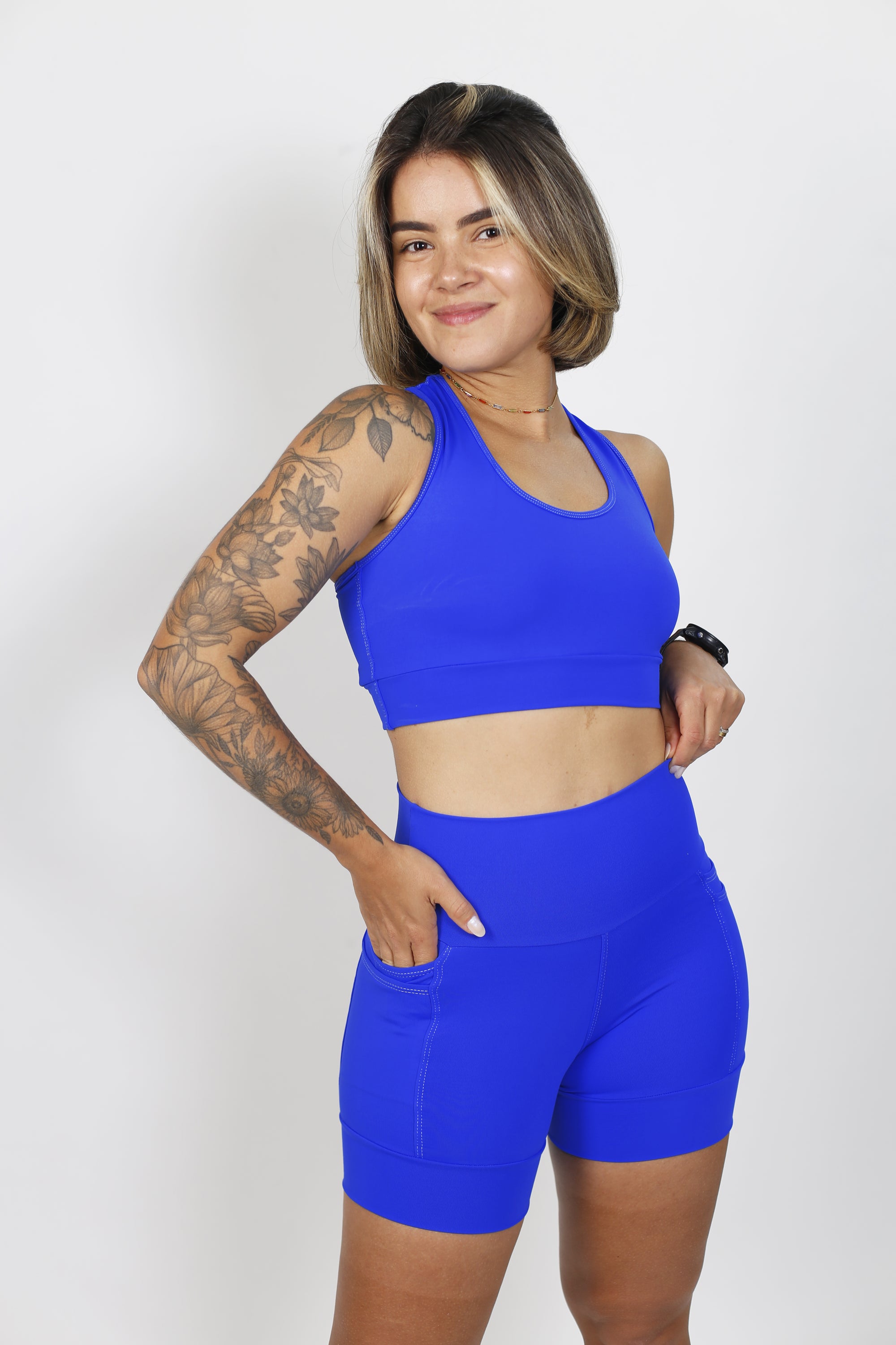 Shorts Azul Sem Estampa