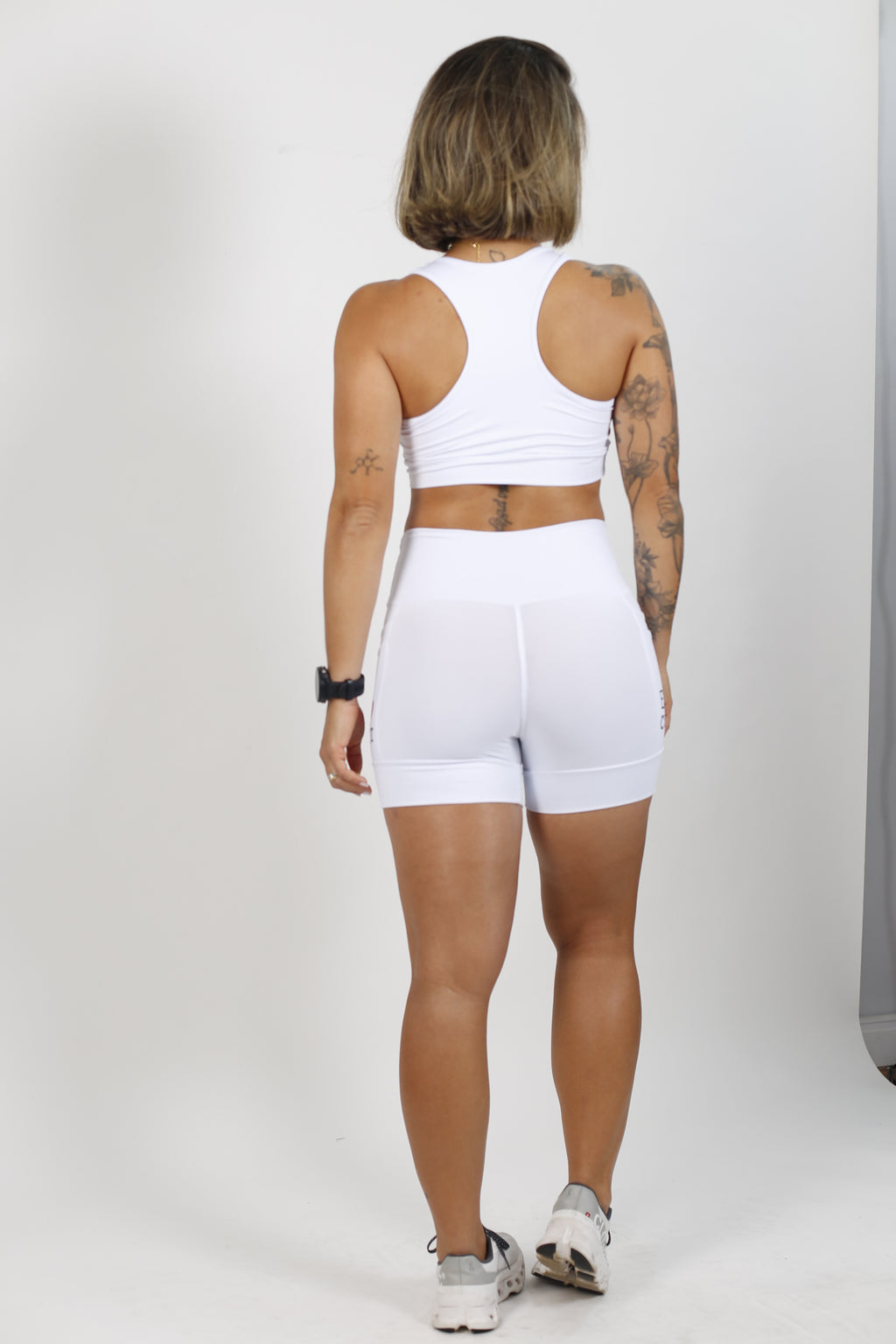 Shorts Branco Mulher Maravilha