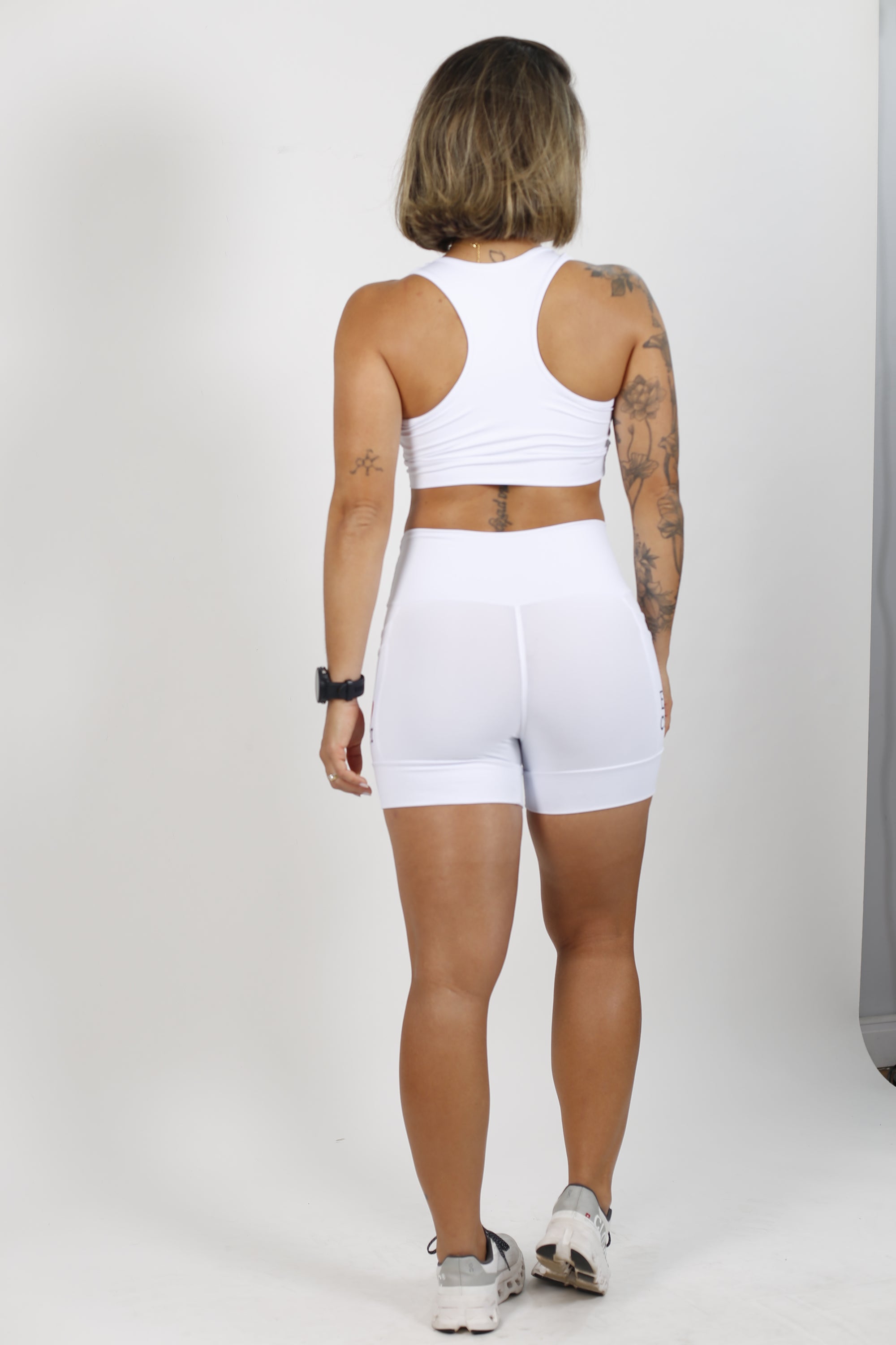 Shorts Branco Mulher Maravilha